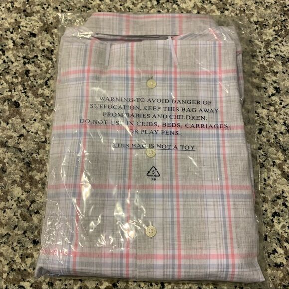 UNTUCKit Shirt 12 - Picture 8 of 8